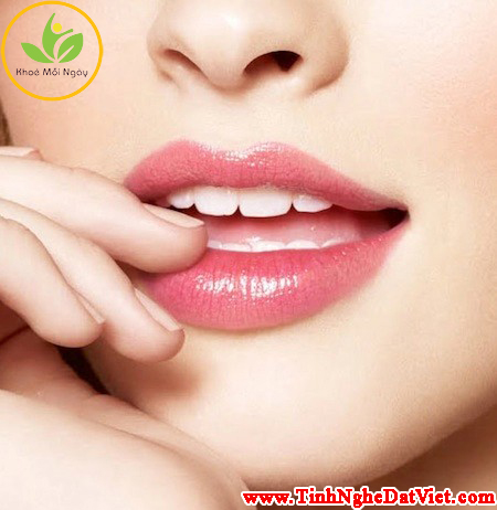 môi hồng tự nhiên